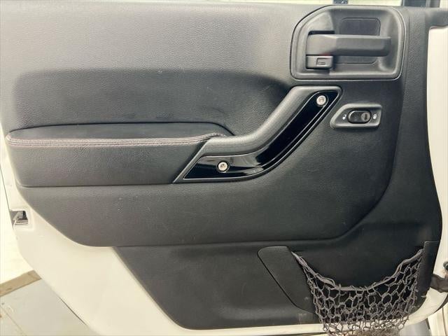 2012 Jeep Wrangler Unlimited Sahara Altitude