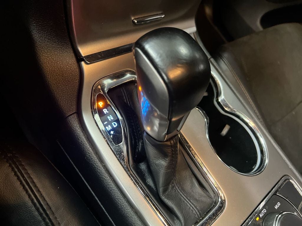 2020 Jeep Grand Cherokee Laredo
