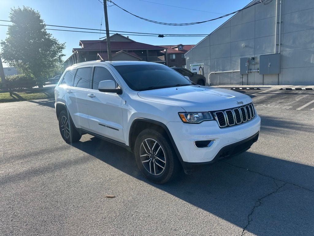 2020 Jeep Grand Cherokee Laredo