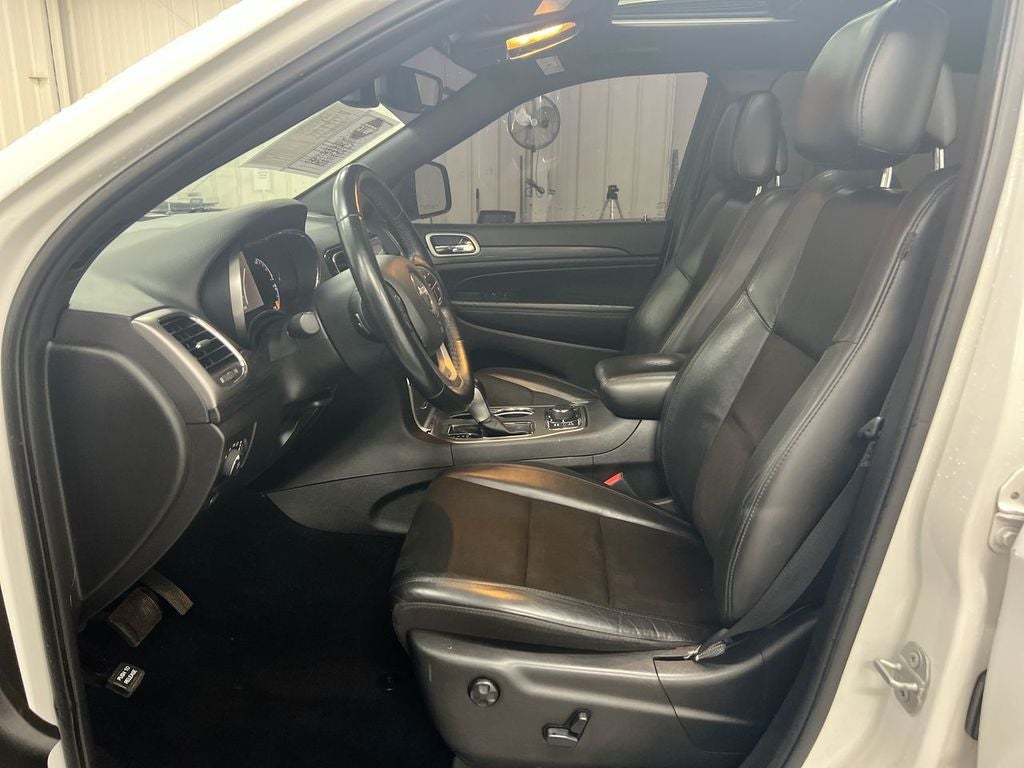 2020 Jeep Grand Cherokee Laredo