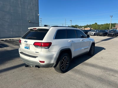 2020 Jeep Grand Cherokee Laredo