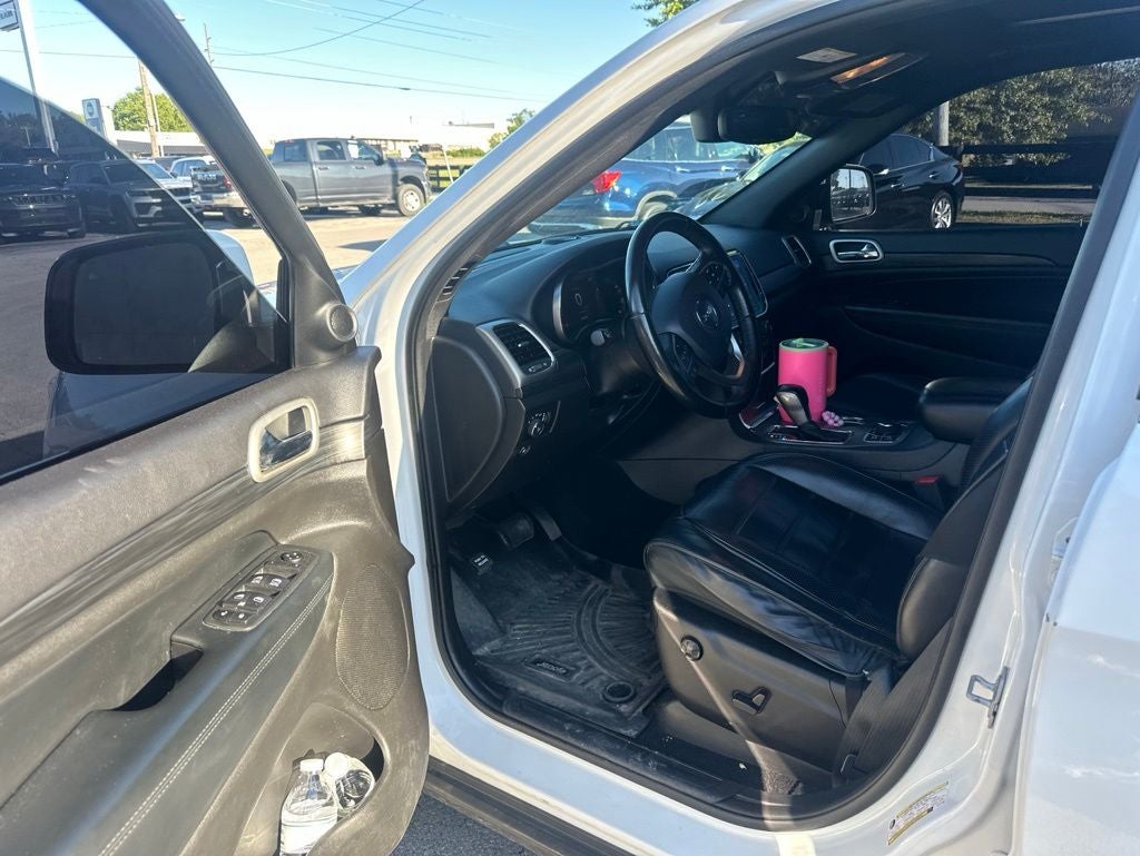 2020 Jeep Grand Cherokee Laredo