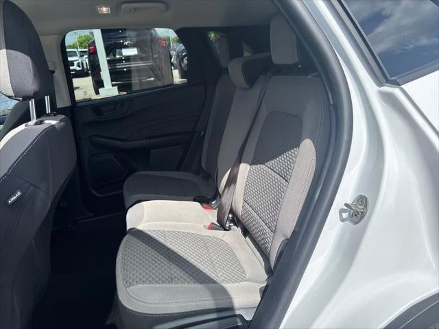 2022 Ford Escape Hybrid SE
