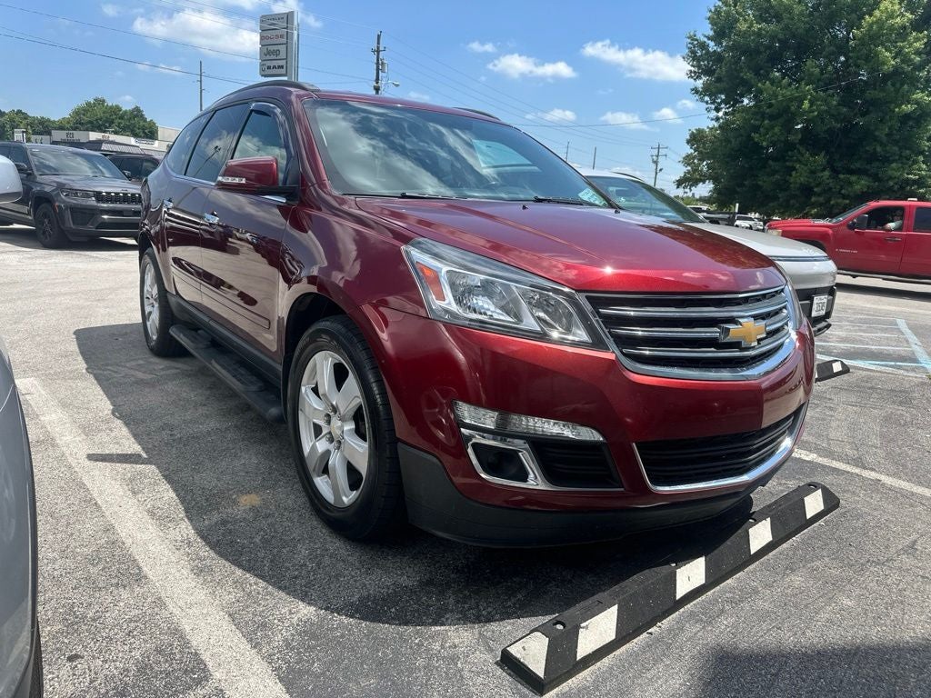 2017 Chevrolet Traverse LT