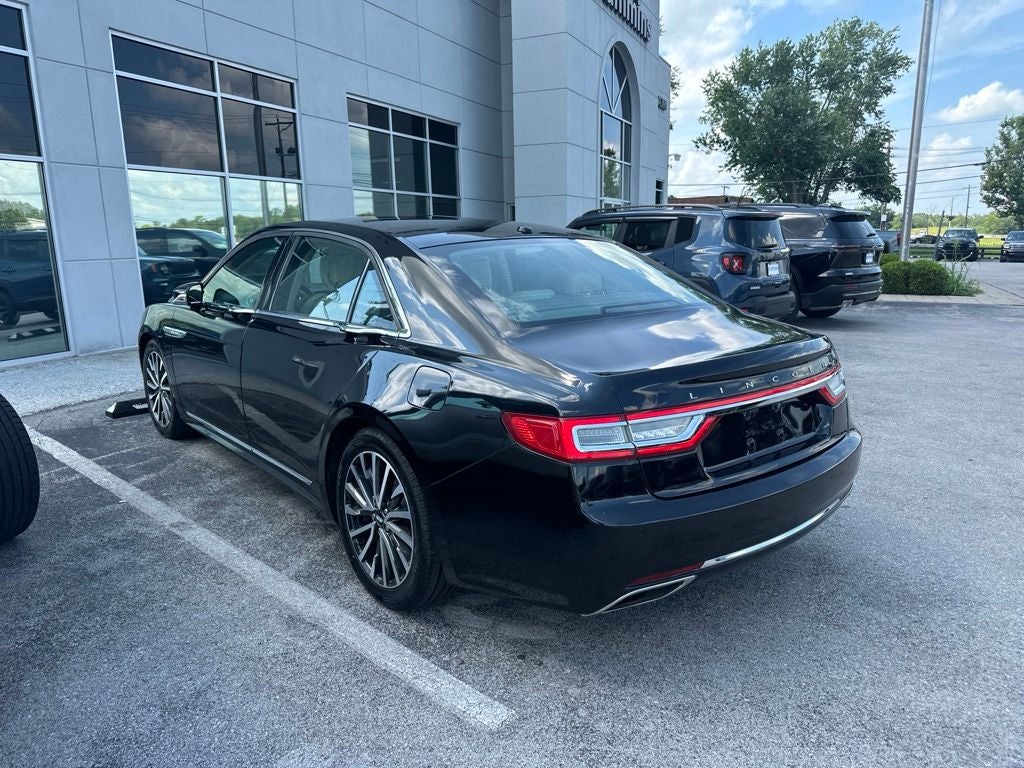 2017 Lincoln Continental Select