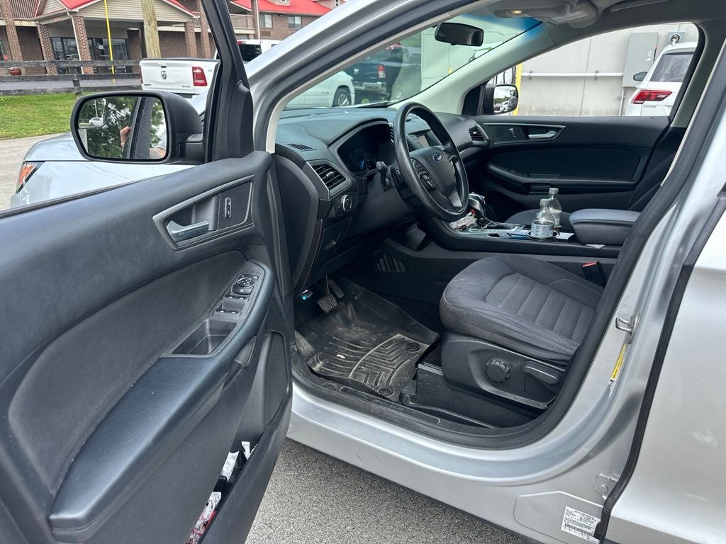 2015 Ford Edge SE