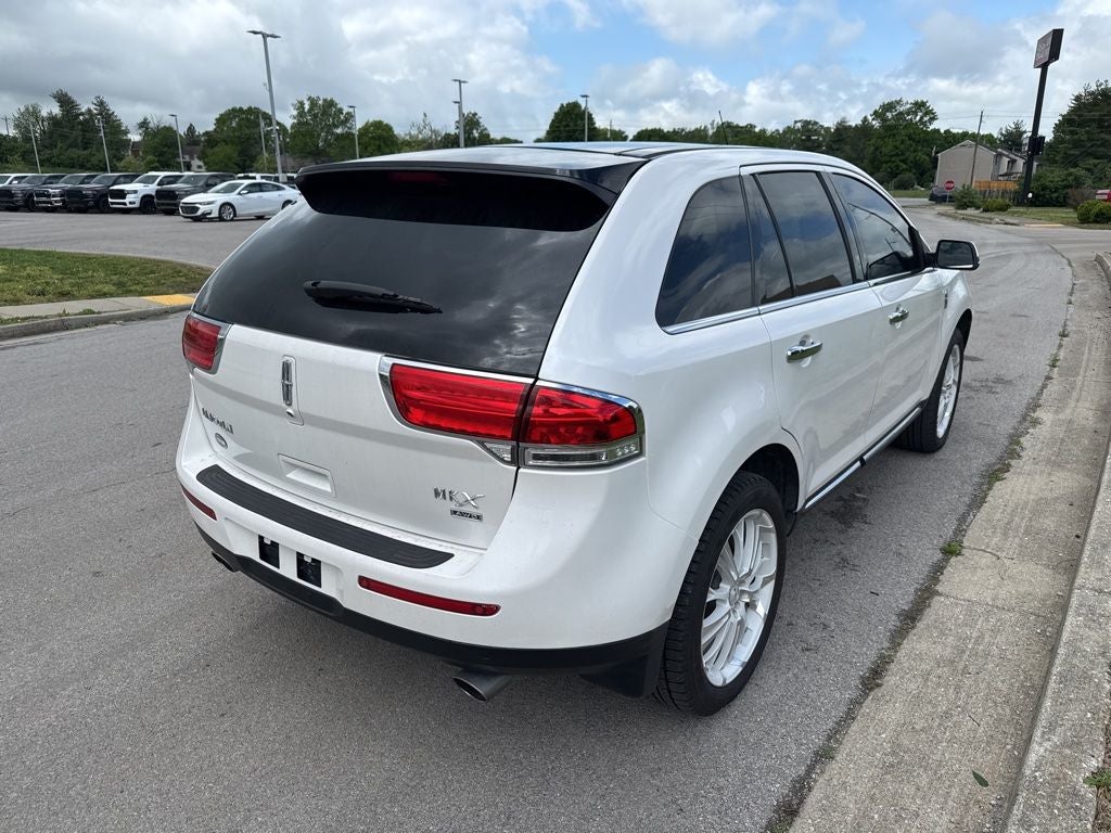2015 Lincoln MKX Base