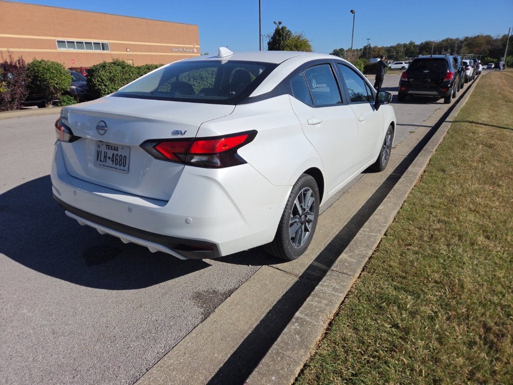 2024 Nissan Versa 1.6 SV