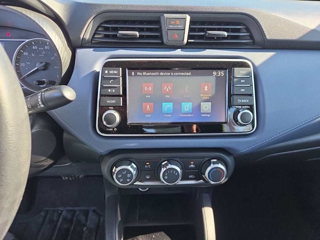 2024 Nissan Versa 1.6 SV