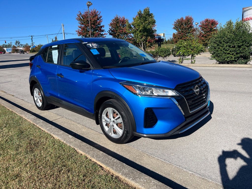 2023 Nissan Kicks S