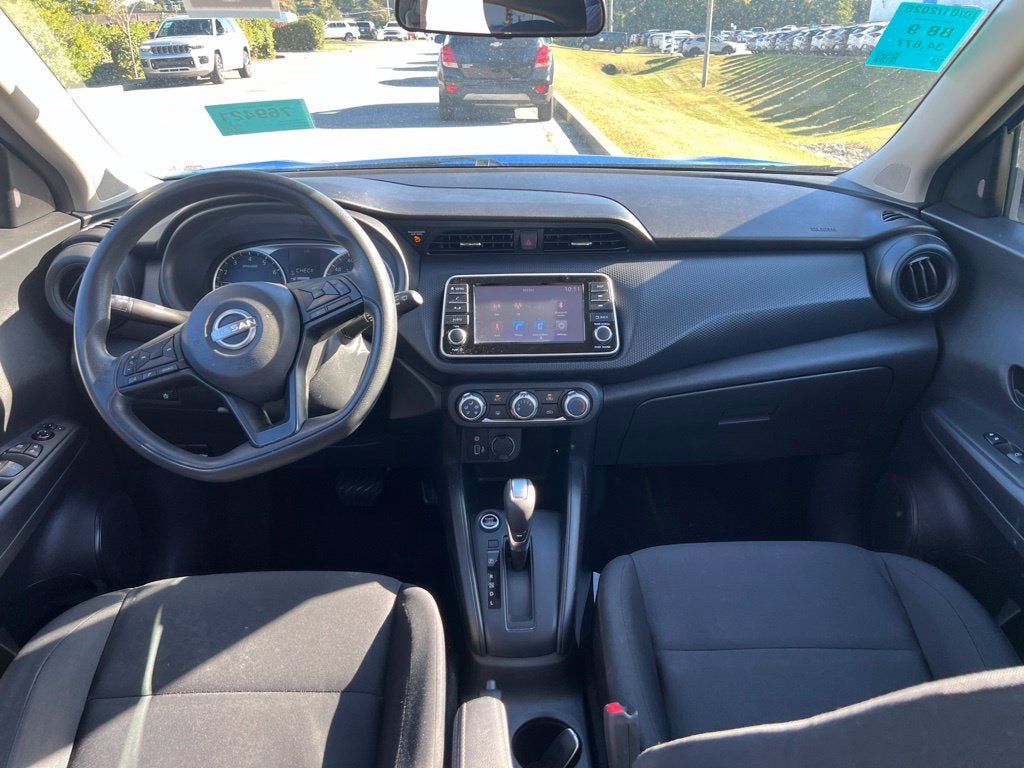2023 Nissan Kicks S