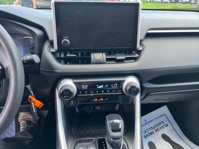 2023 Toyota RAV4 Hybrid LE