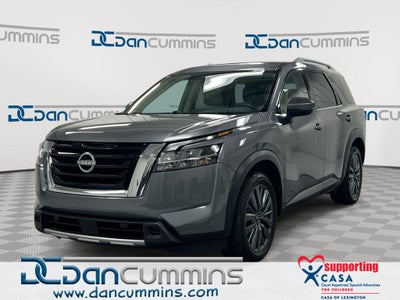 2024 Nissan Pathfinder SL