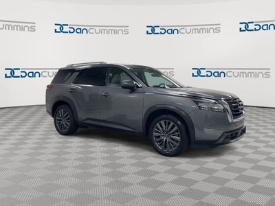 2024 Nissan Pathfinder SL