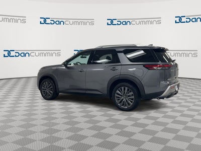 2024 Nissan Pathfinder SL