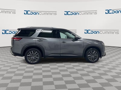 2024 Nissan Pathfinder SL