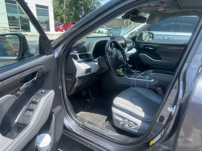 2023 Toyota Highlander Hybrid Limited