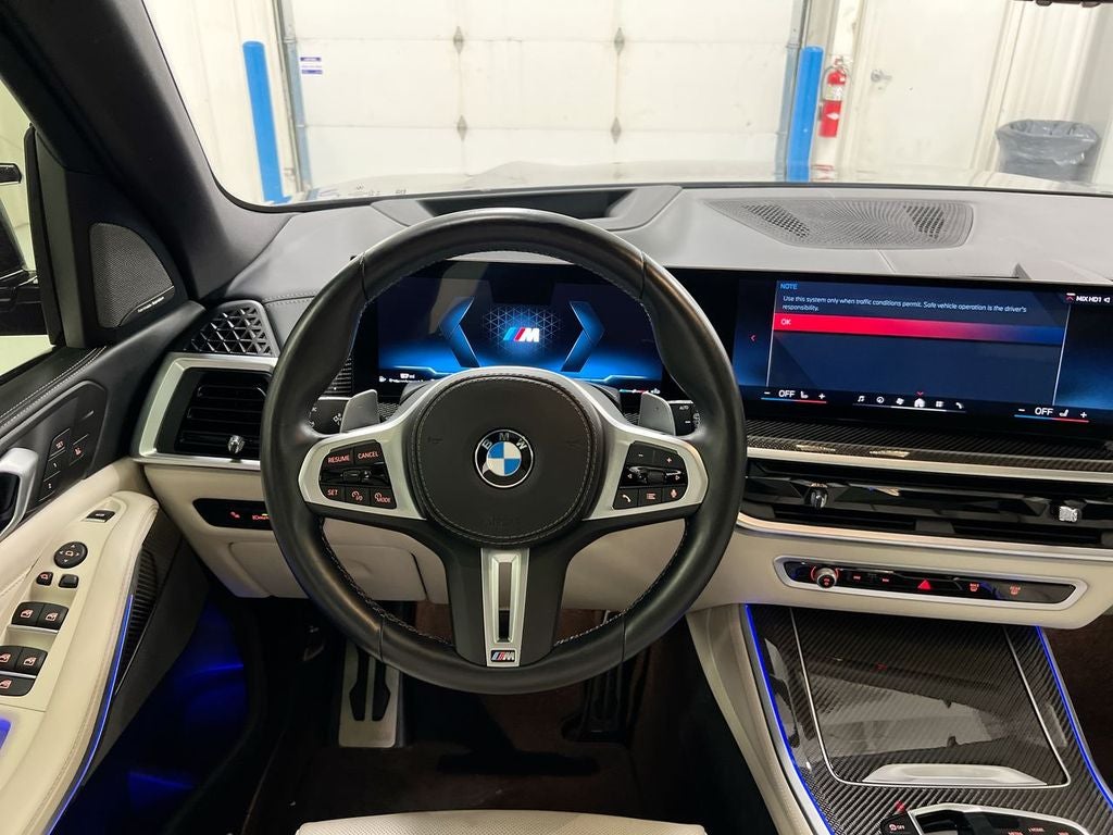2024 BMW X5 M60i