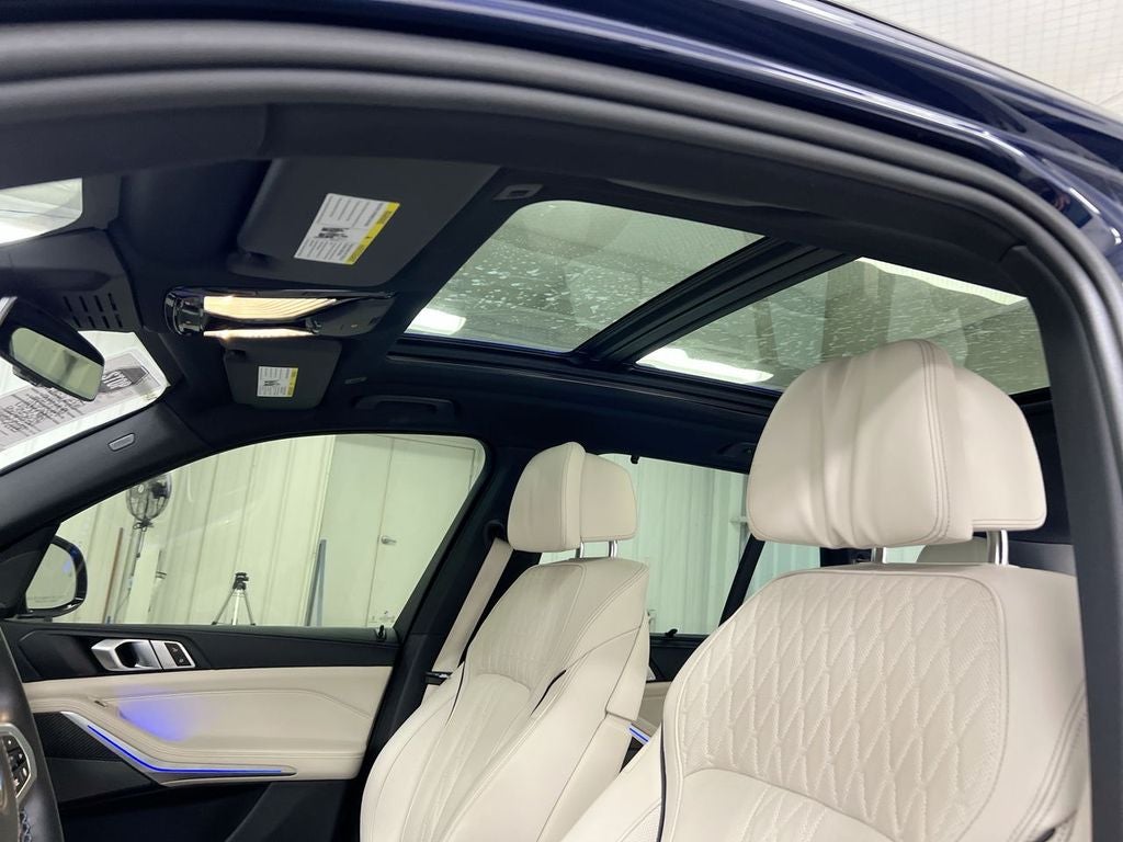 2024 BMW X5 M60i