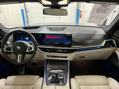 2024 BMW X5 M60i