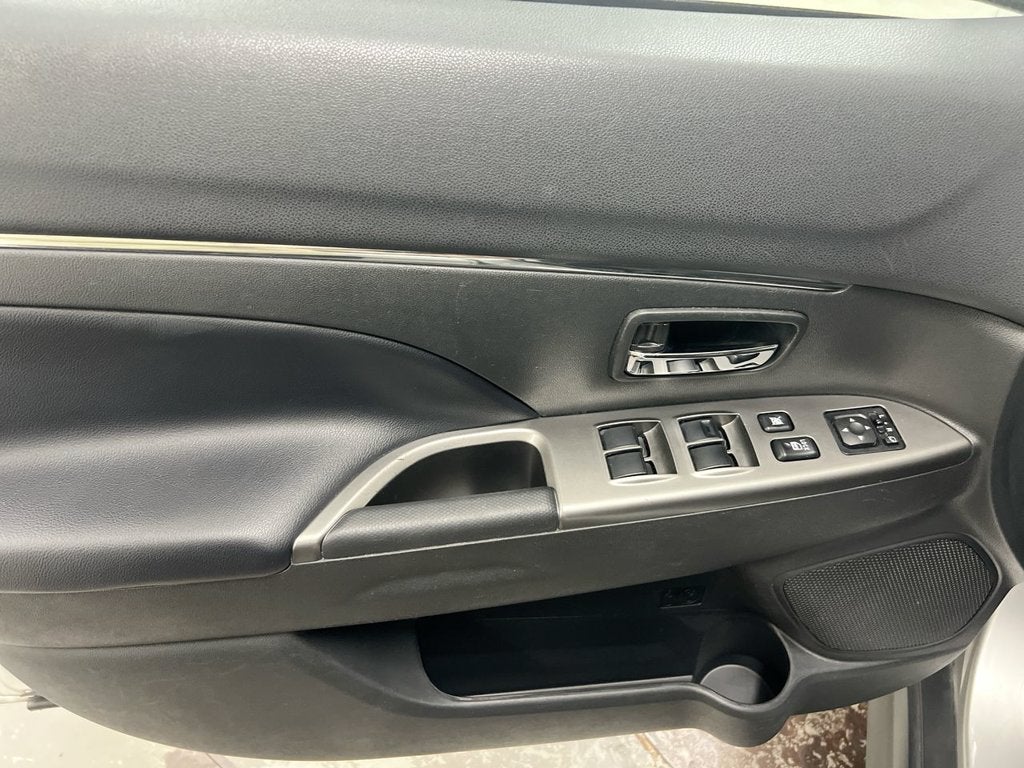2024 Mitsubishi Outlander Sport 2.0 SE