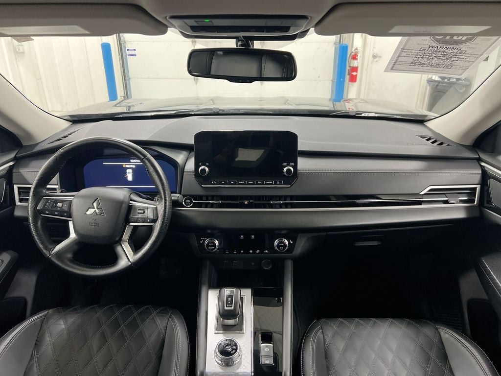 2024 Mitsubishi Outlander SEL
