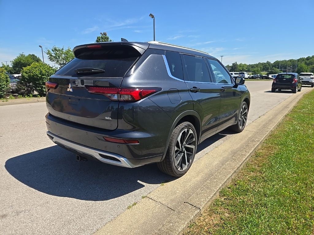 2024 Mitsubishi Outlander SEL