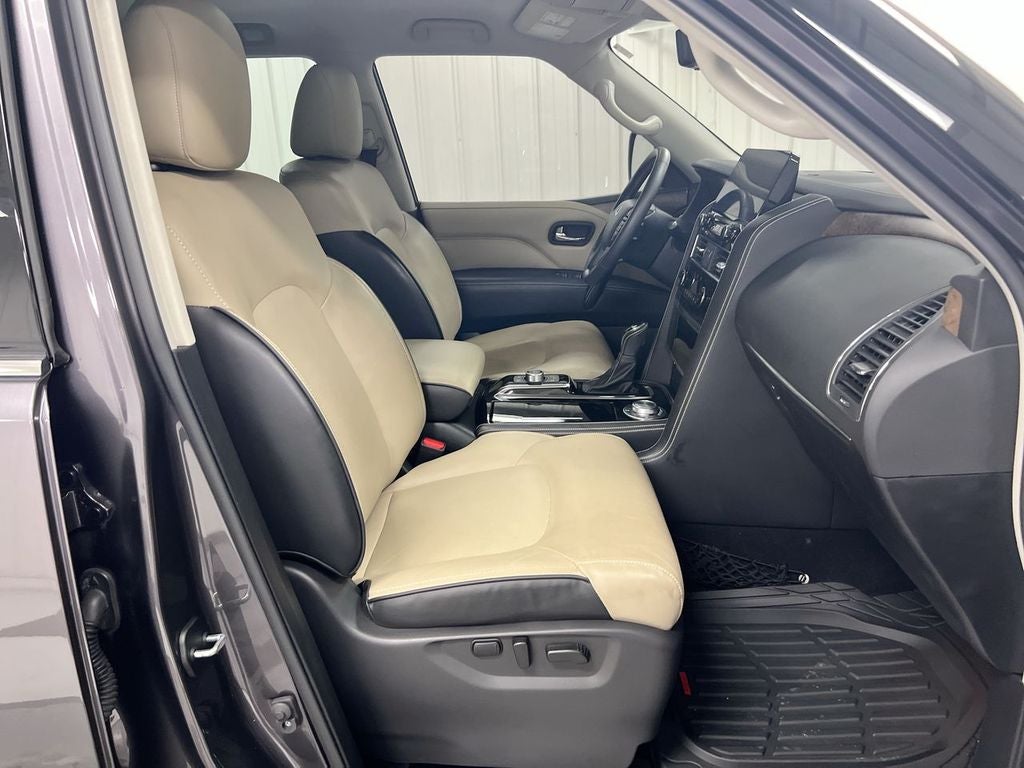 2024 INFINITI QX80 Premium Select