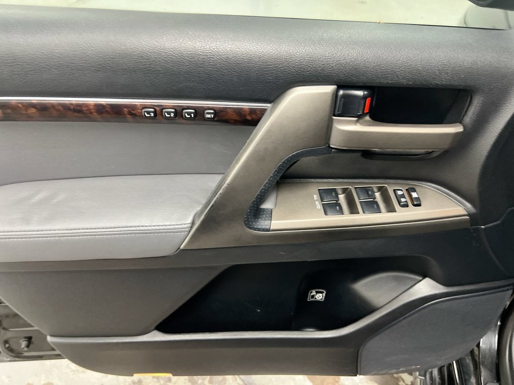 2009 Toyota Land Cruiser Base