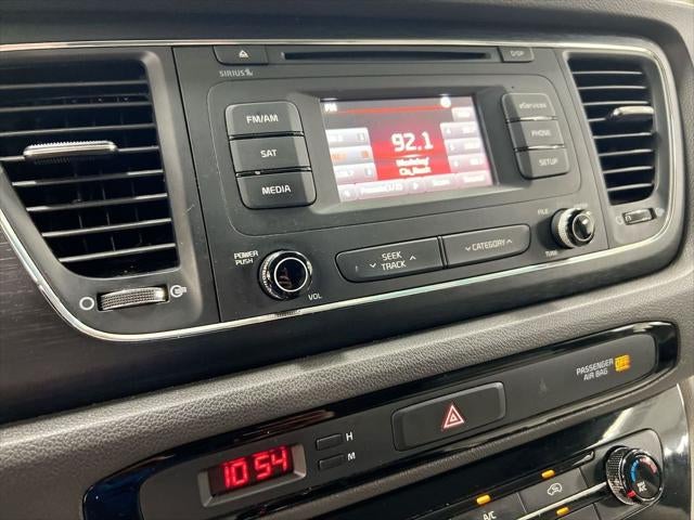 2016 Kia Sedona LX