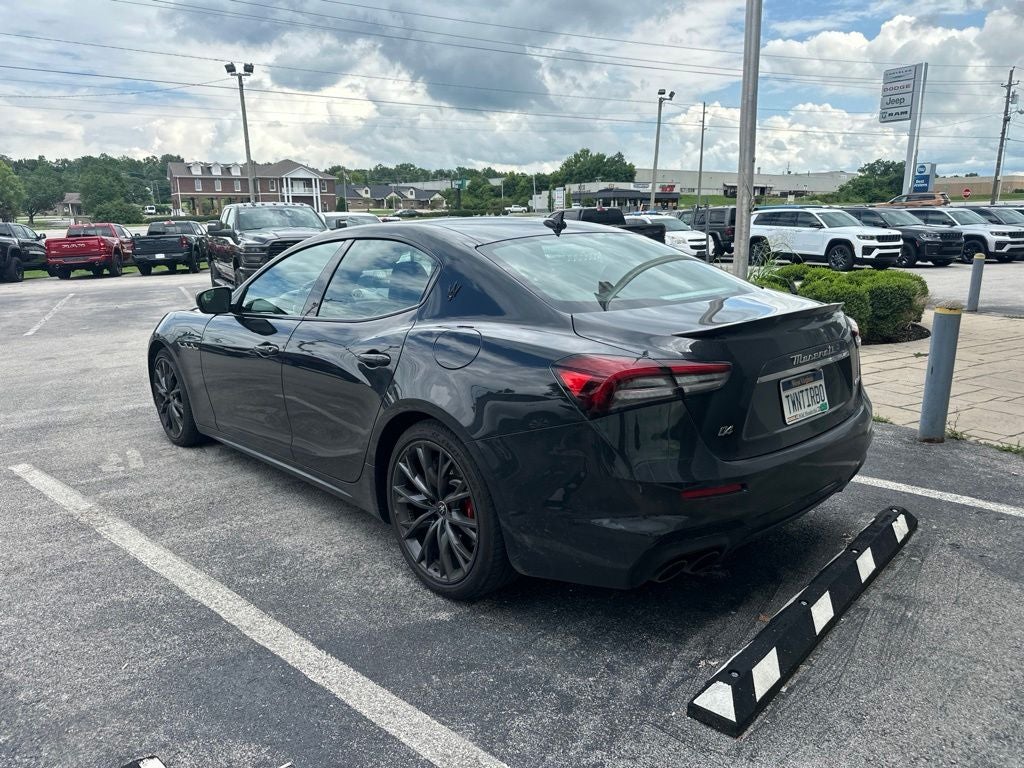 2022 Maserati Ghibli Modena Q4