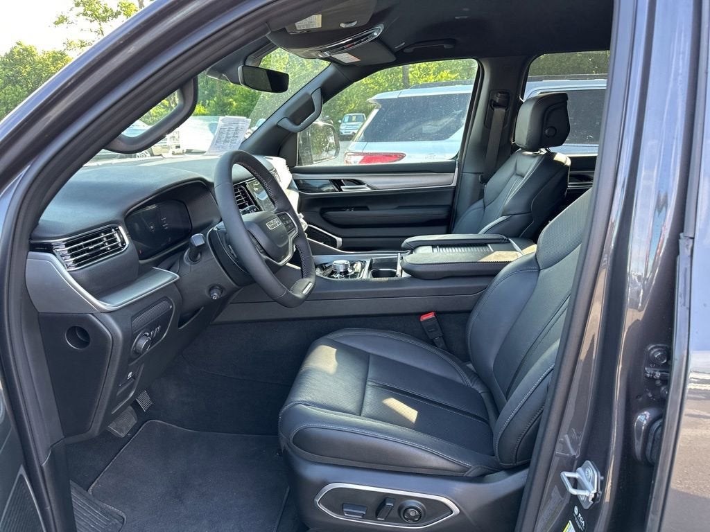 2026 Jeep Grand Wagoneer Limited Altitude