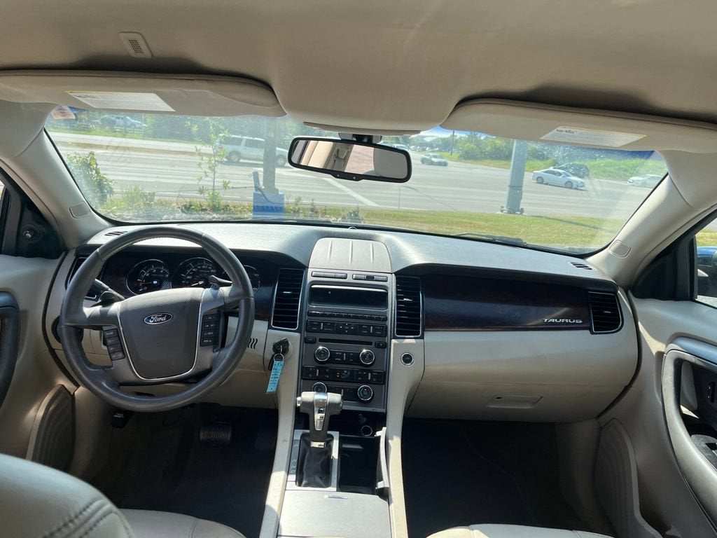 2012 Ford Taurus SEL