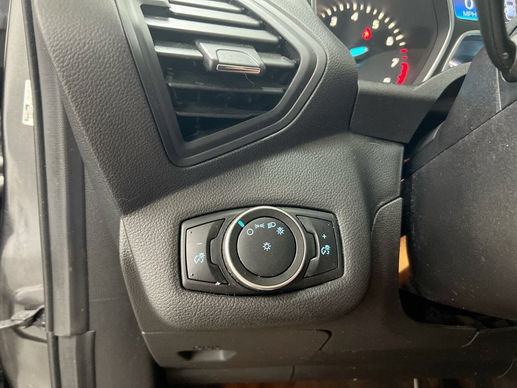 2016 Ford Escape S
