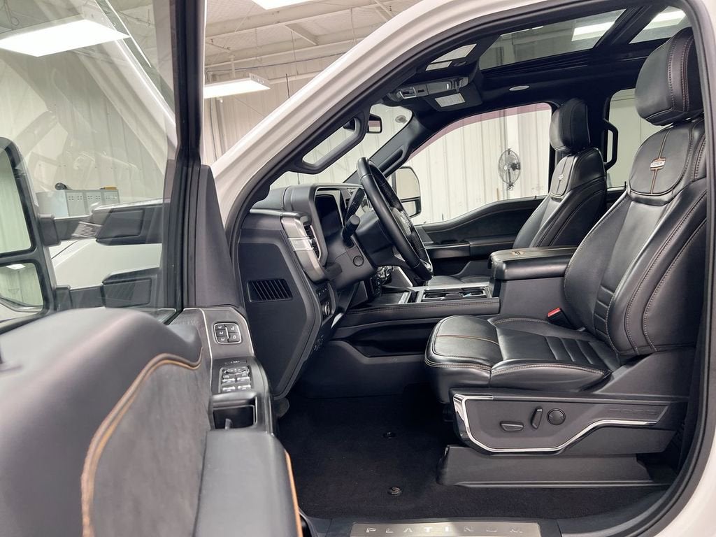 2023 Ford Super Duty F-450 DRW XL