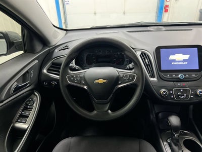 2025 Chevrolet Malibu LS