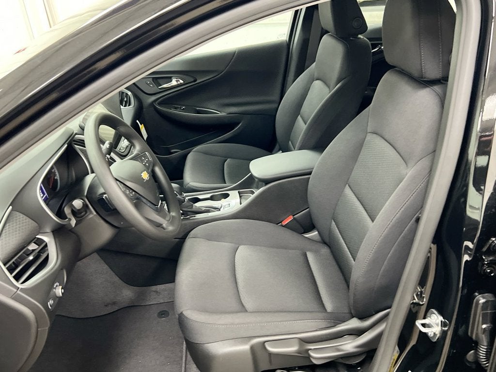 2024 Chevrolet Malibu LS