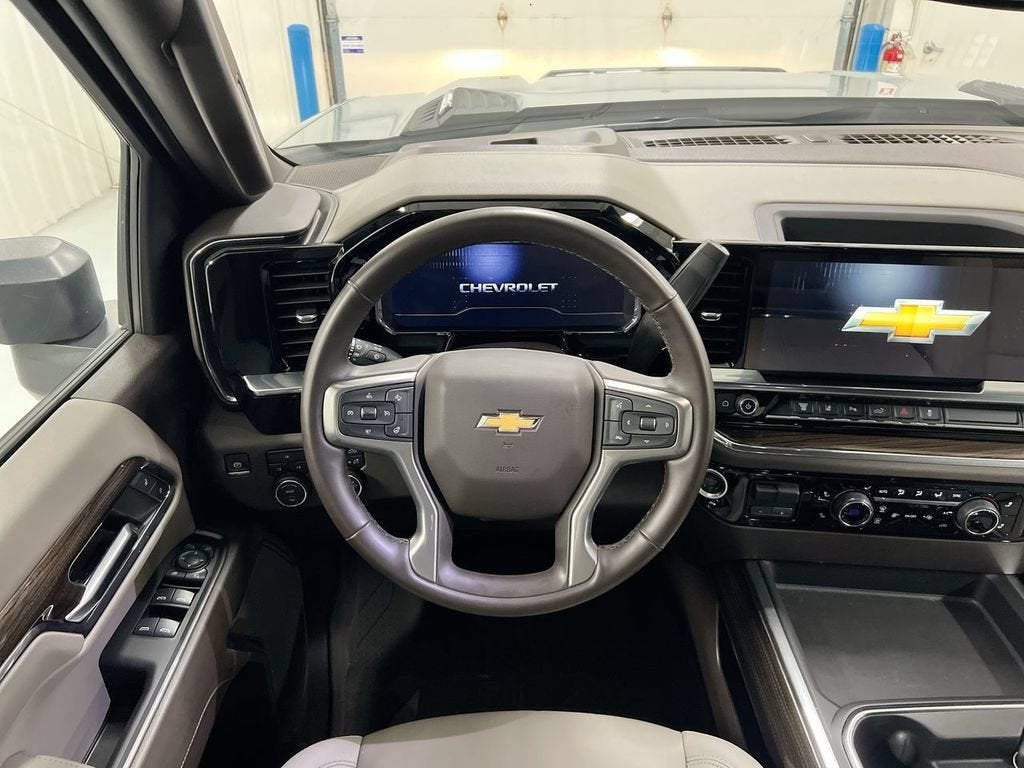 2024 Chevrolet Silverado 3500 HD LT DRW