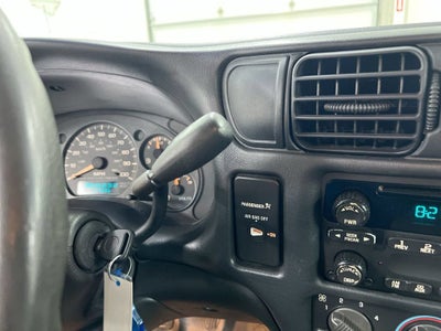 2003 Chevrolet S10 Reg Cab 108" WB