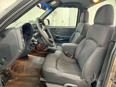 2003 Chevrolet S10 Reg Cab 108" WB