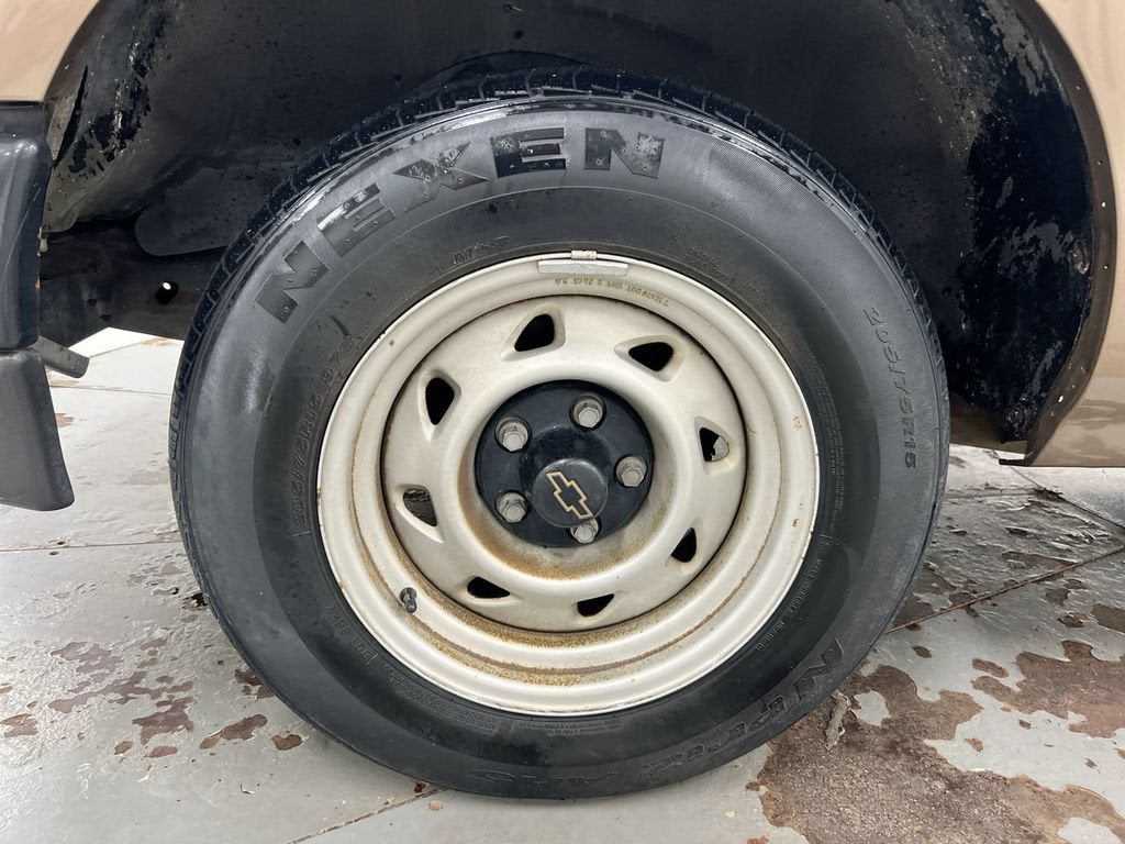 2003 Chevrolet S10 Reg Cab 108" WB