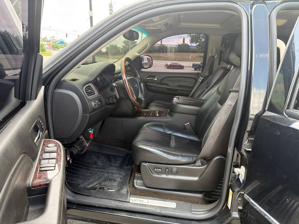 2008 GMC Yukon XL AWD 4dr 1500