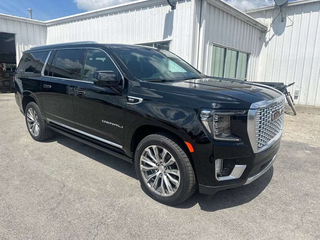2022 GMC Yukon XL Denali