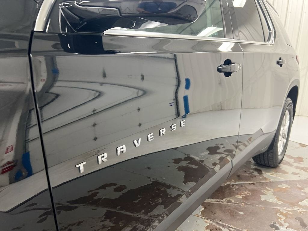 2018 Chevrolet Traverse LT Cloth