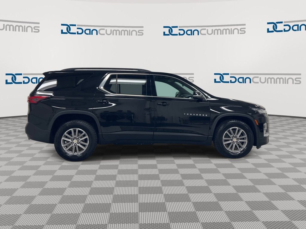 2022 Chevrolet Traverse LT Leather
