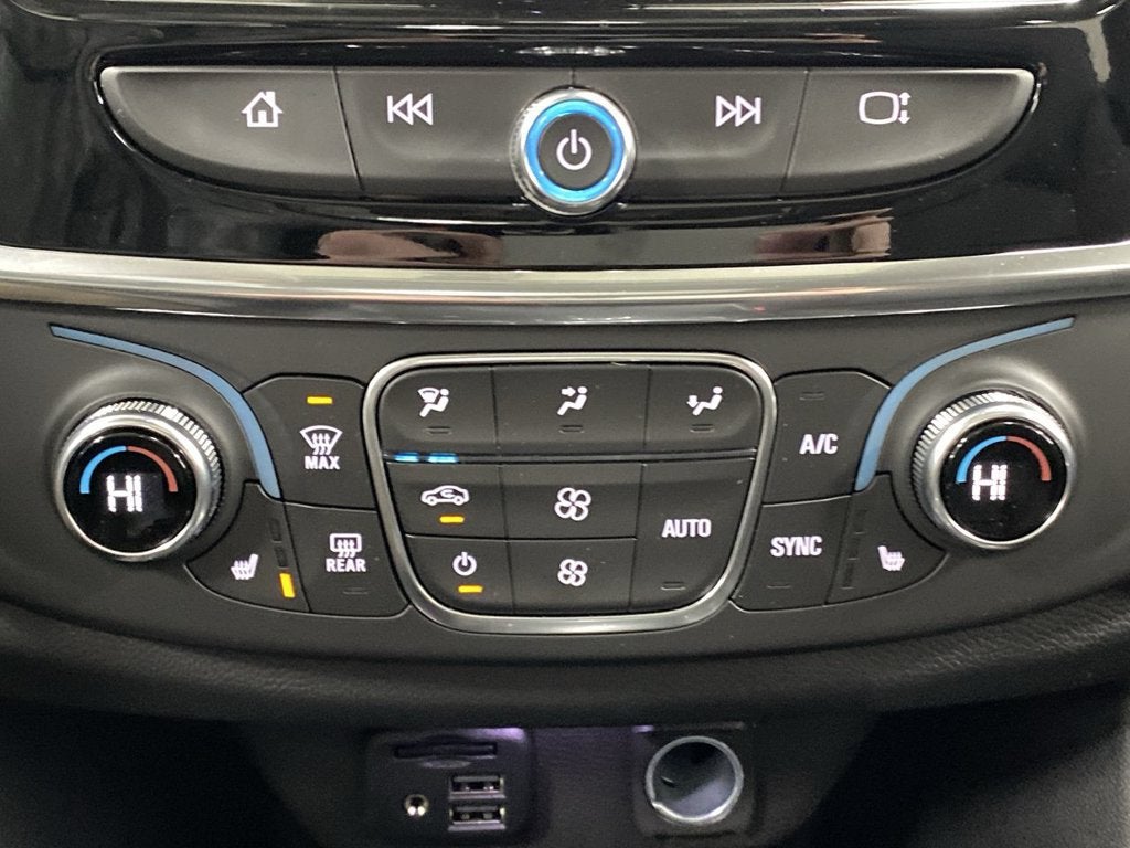 2021 Chevrolet Traverse LT Leather