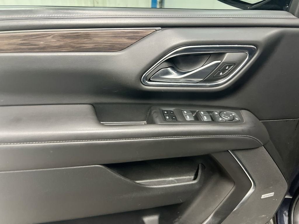2022 Chevrolet Suburban LT