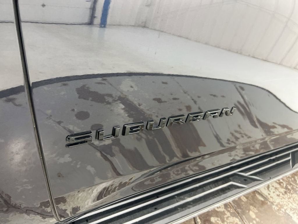 2022 Chevrolet Suburban LT