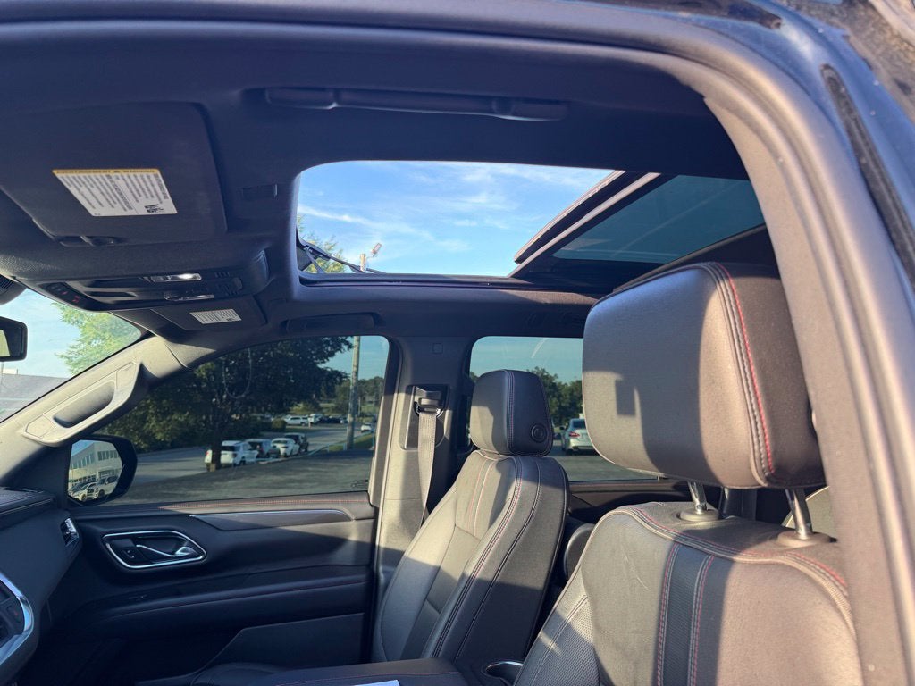 2023 Chevrolet Suburban RST