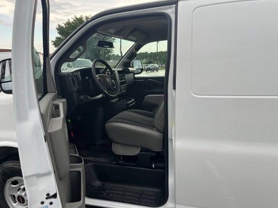 2025 GMC Savana Cargo Work Van